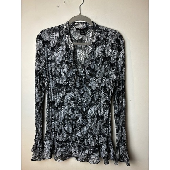 Style & Co. Tops - Womens 18 Style & Co Blouse Top Black White Feather Print V-Neck Long Sleeve‎